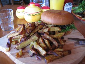 Kumara Chips & Veggie Burger