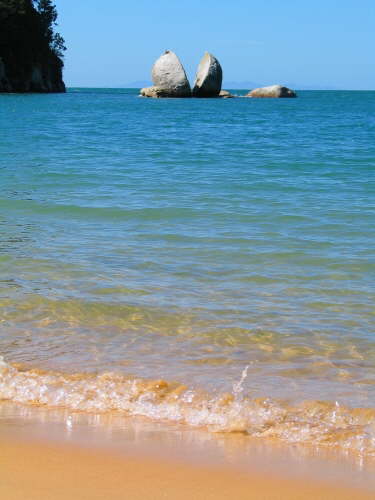 22. Split Apple Rock - Abel Tasman NP