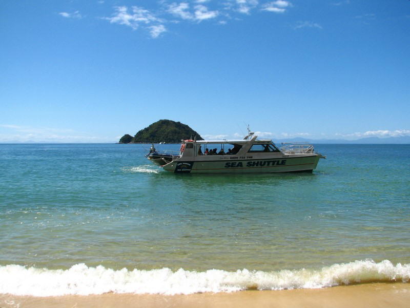 Onetahuti Beach